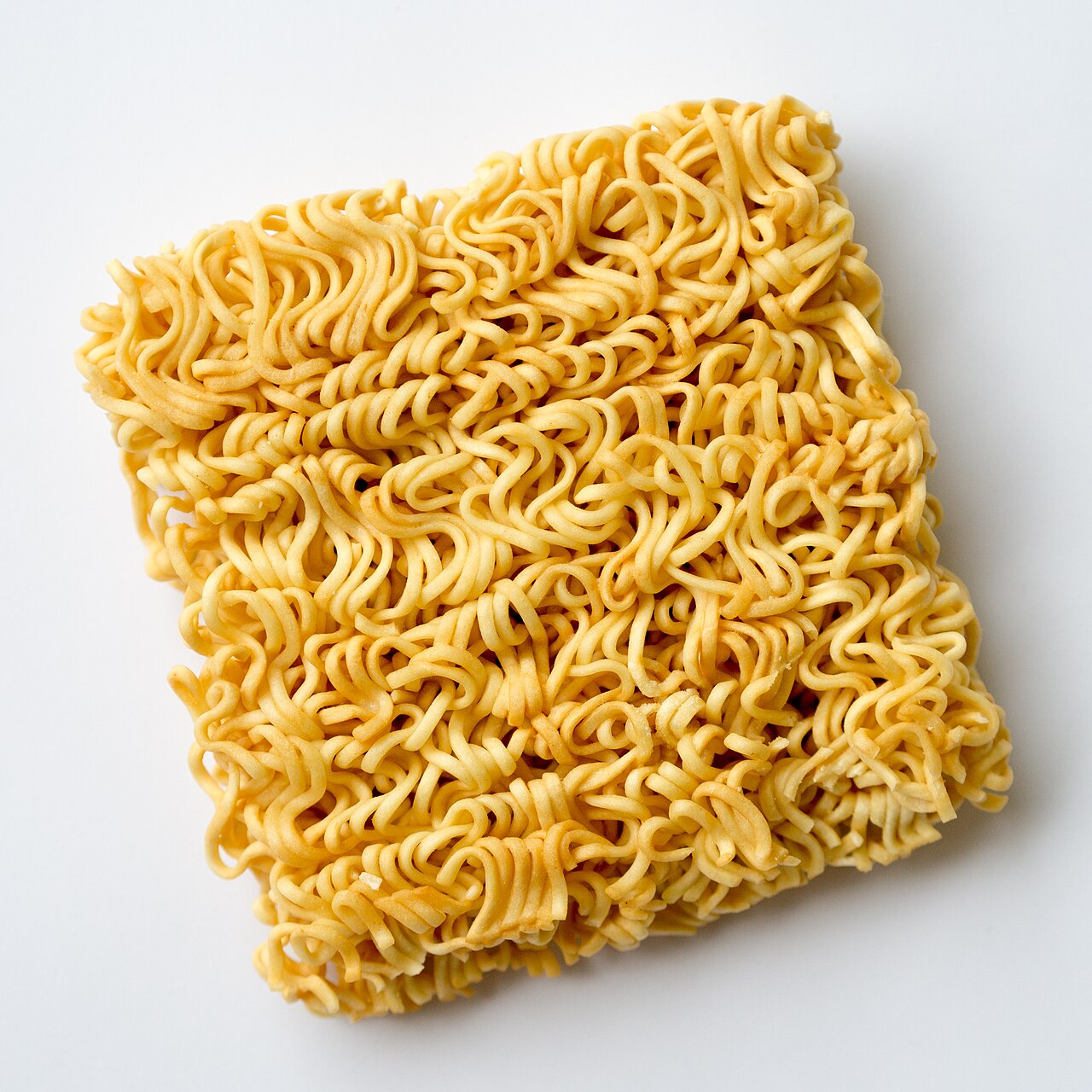 Chings Veg Hakka Noodles Just Soak 140g